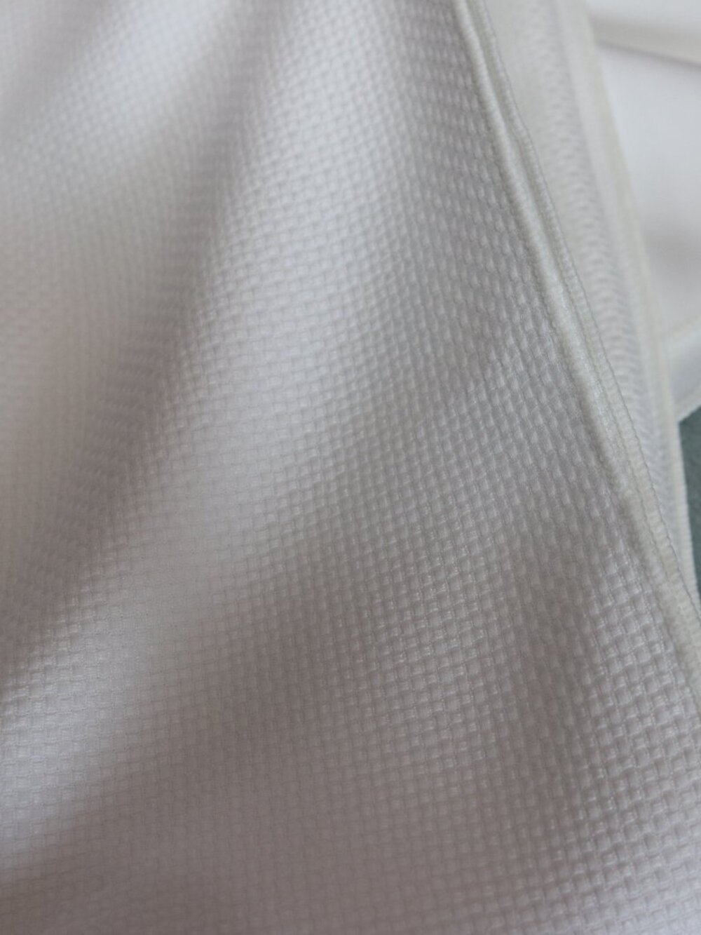 White polyester handmade tablecloth. 60x120.